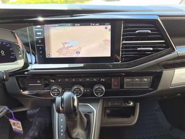 Volkswagen Caddy Highline — photo 15