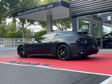 Ferrari GTC4Lusso — photo 3