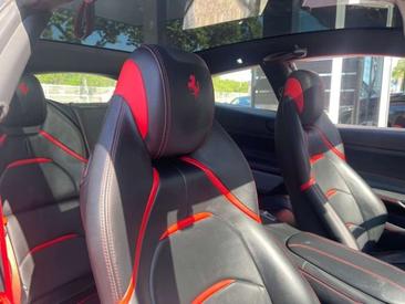Ferrari GTC4Lusso — photo 18