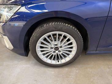 Audi A3 Advanced 35 TFSI — photo 11