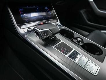 Audi A6 Avant 45 TFSI — photo 14