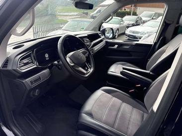 Volkswagen Multivan TDI 4Motion Generation Six — photo 12