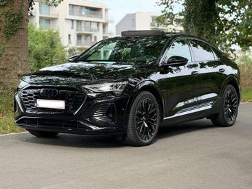 Audi Q8 E-tron Sportback Competition 55 — photo 6