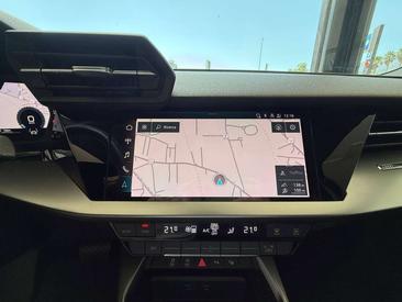 Audi A3 Business 35 TDI — photo 6