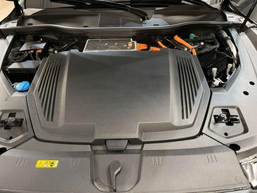 Audi Q8 E-tron Advanced 55 E-tron — photo 6