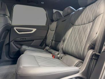 Audi Q7 TDI — photo 7