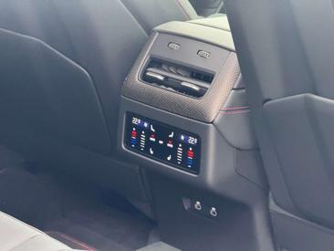 Audi Q7 TDI — photo 19