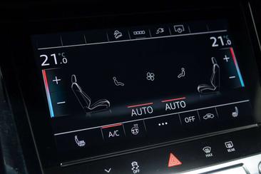 Audi Q8 E-tron Competition 55 — photo 35