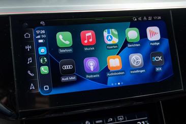 Audi Q8 E-tron Competition 55 — photo 37