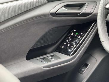 Audi A6 E-tron S Line Performance — photo 17