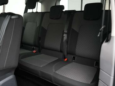 Volkswagen Multivan Life — photo 7