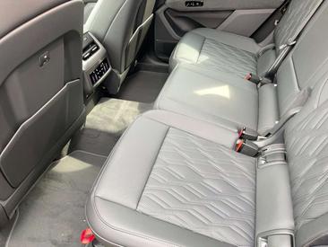Audi Q7 SUV TDI — photo 14