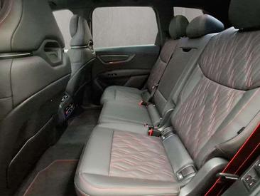 Audi Q7 TDI — photo 14