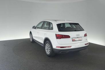 Audi Q5 40 TDI — photo 8