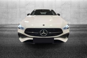 Mercedes CLA 200 AMG Line — photo 4