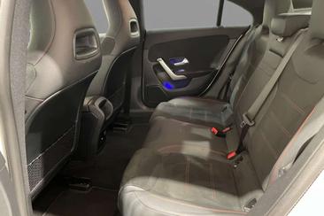 Mercedes CLA 200 AMG Line — photo 7