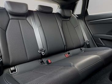 Audi S3 Sportback TFSI — photo 13