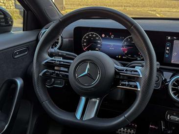 Mercedes Classe A 180 Night Edition — photo 15
