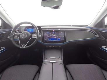 Mercedes Classe E 300 — photo 16