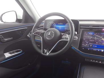 Mercedes Classe E 300 — photo 17