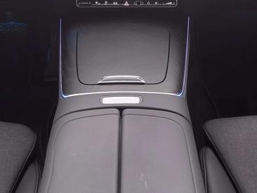 Mercedes Classe E 300 — photo 19