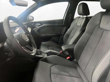Audi A1 S Line 35 TFSI — photo 14