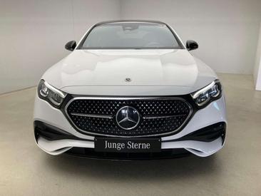 Mercedes Classe E 300 Night Edition — photo 2