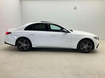 Mercedes Classe E 300 Night Edition — photo 5