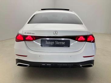 Mercedes Classe E 300 Night Edition — photo 7