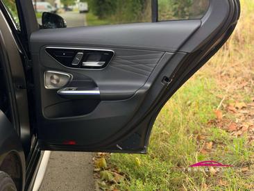 Mercedes Classe C 400 Premium Plus — photo 38