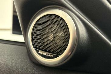 Land Rover Range Rover Evoque P270e AWD Dynamic SE Edition — photo 26