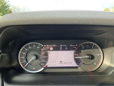 Land Rover Discovery Sport R-Dynamic SE AWD ACC + AHZV — photo 18
