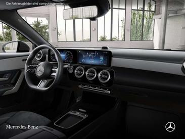 Mercedes Classe A 200 Night Edition — photo 10