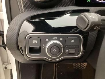 Mercedes Classe A 180 Night Edition — photo 24