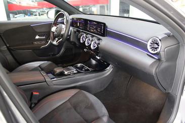 Mercedes Classe A 200 Night Edition — photo 4