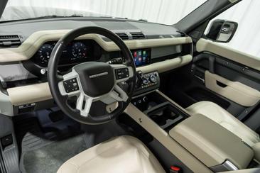 Land Rover Defender 110 D250 S Black Pack Panodak Luchtvering Keyless Noir — photo 13