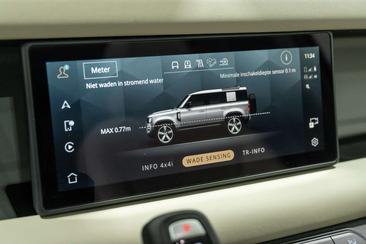 Land Rover Defender 110 D250 S Black Pack Panodak Luchtvering Keyless Noir — photo 38