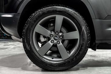 Land Rover Defender 110 D250 S Black Pack Panodak Luchtvering Keyless Noir — photo 49