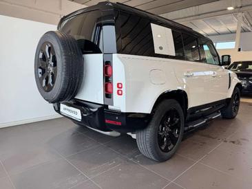 Land Rover Defender 110 X-Dynamic SE 3.0D I6 200 CV — photo 5
