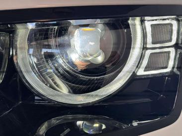 Land Rover Defender 110 X-Dynamic SE 3.0D I6 200 CV — photo 9