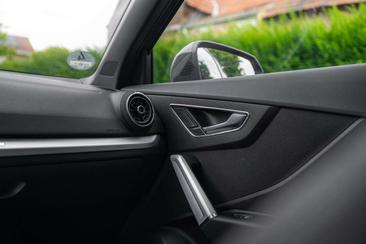 Audi Q2 S Line 30 TFSI — photo 19