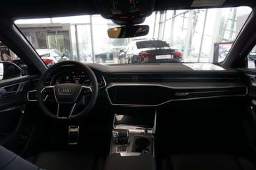Audi A6 S Line Avant 55 TFSI E — photo 9