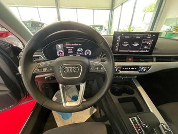 Audi A4 S Line Avant 40 TFSI — photo 13
