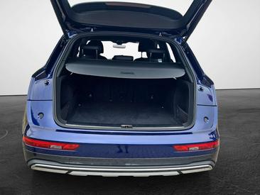 Audi Q5 Advanced 35 TDI — photo 12