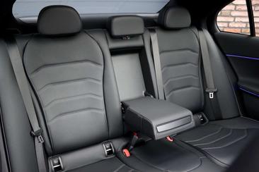 Mercedes Classe E 400 AMG Line — photo 33