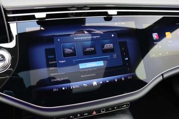 Mercedes Classe E 400 AMG Line — photo 38