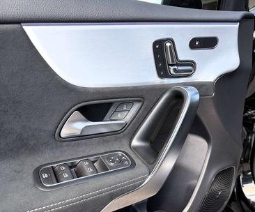 Mercedes Classe A 180 AMG Line — photo 17