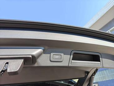 Land Rover Range Rover Velar R-Dynamic S 2.0d I4 Mhev 204cv Auto — photo 21