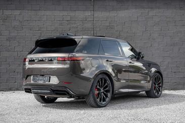 Land Rover Range Rover Sport 3.0 P460 HSE DYNAMIC FULL OPTION — photo 3
