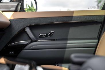 Land Rover Range Rover Sport 3.0 P460 HSE DYNAMIC FULL OPTION — photo 16